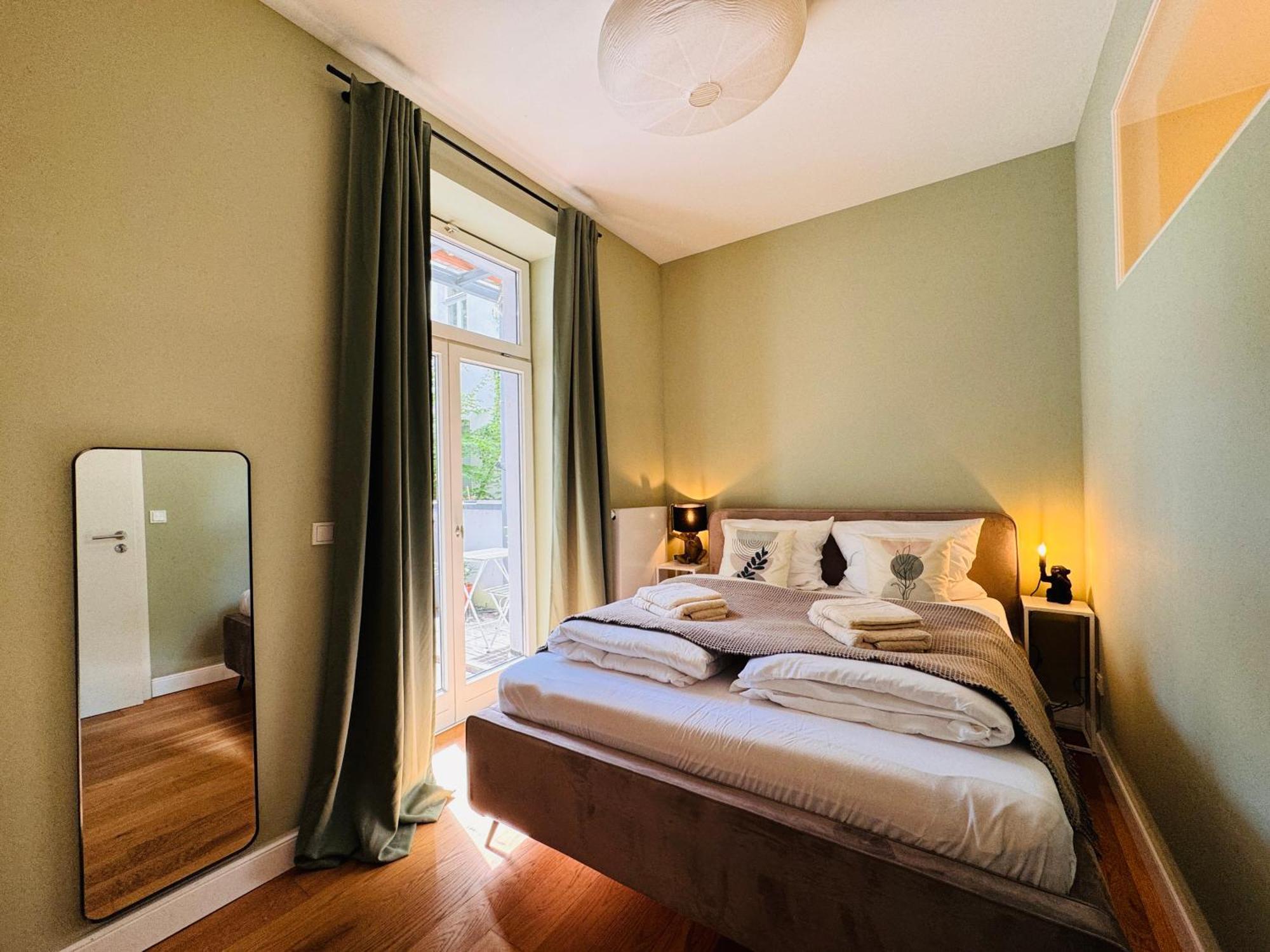 Charmantes 2-zimmer Altbau In Nippes *